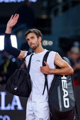 Mutua Madrid Open 2025 Lorenzo Musetti of Italy leaves the field after been defeated by Jack Draper of Great Britain during the Men s Singles Semi-Final match during the Mutua Madrid Open 2025 tournament celebrated at La Caja Magica on May 02, 2025 in Madrid, Spain. Madrid La Caja Magica Madrid Spain Copyright: xAlbertoxGardinx AGardin_20250502_Mutua_Madrid_Open_0502