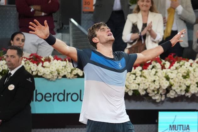 Sport Bilder des Tages TENNIS - MUTUA MADRID OPEN 2025 Laurent Lairys MAXPPP - Jack Draper of Grande-Bretagne during the Mutua Madrid Open 2025, ATP, Tennis Herren Masters 1000 and WTA, Tennis Damen 1000, tennis tournament on 02May 2025 at Caja Magica in Madrid, Spain - Photo Laurent Lairys MAXPPP Madrid Spain  Copyright: xMAXPPPxLaurentxLairysx LLR202505021236 LLR202505021236