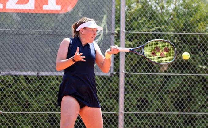 02.05.25 TEC Waldau - LTTC Rot-Weiß Berlin Deutschland, Stuttgart, 03.05.2024, Tennis, Damen Bundesliga, TEC Waldau - LTTC Rot-Weiß Berlin: Carolina Kuhl (TEC Waldau).