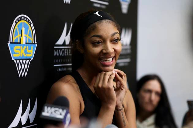 April 27, 2025, Chicago, Il, USA: The Chicago Sky s Angel Reese answers media questions after the first day of training camp at Sachs Recreation Center in Deerfield, Illinois, on April 27, 2025. Chicago USA - ZUMAm67_ 0816023398st Copyright: xEileenxT.xMeslarx