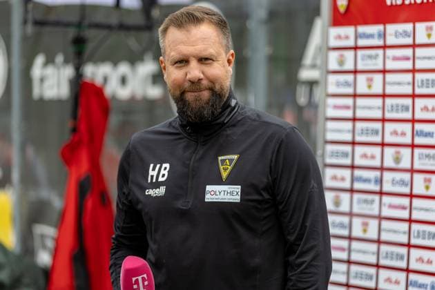 Heiner Backhaus (TSV Alemannia Aachen, Cheftrainer) im Interview, GER, VfB Stuttgart II vs. TSV Alemannia Aachen, Fussball, 3. Liga, 36. Spieltag, Saison 2024 2025, 03.05.2025, DFL REGULATIONS PROHIBIT ANY USE OF PHOTOGRAPHS AS IMAGE SEQUENCES AND OR QUASI-VIDEO, GER, VfB Stuttgart II vs. TSV Alemannia Aachen, Fussball, 3. Liga, 36. Spieltag, Saison 2024 2025, 03.05.2025 Aspach *** Heiner Backhaus TSV Alemannia Aachen, Head coach interview, GER, VfB Stuttgart II vs TSV Alemannia Aachen, Football, 3 Liga, Matchday 36, Season 2024 2025, 03 05 2025, DFL REGULATES PROHIBIT ANY USE OF PHOTOGRAPHS AS IMAGE SEQUENCES AND OR QUASI VIDEO, GER, VfB Stuttgart II vs TSV Alemannia Aachen, Football, 3 Liga, Matchday 36, Season 2024 2025, 03 05 2025 Aspach Copyright: xEibner-Pressefoto JanixPlessx EP_JPL