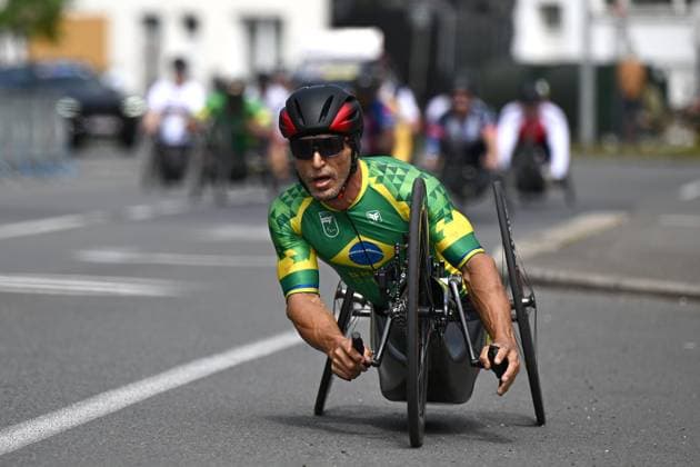 Sport Bilder des Tages Brazilian rider pictured in action during the road races at the UCI Para-Cycling Road World Cup event, Saturday 03 May 2025, in Brugge. The UCI Para-Cycling Road World Cup takes place from 01 to 04 May in Oostende and Brugge. LUCxCLAESSEN  x122528876x