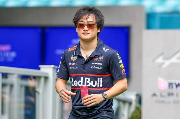 Yuki Tsunoda(Oracle Red Bull Racing) im Paddock, Grosser Preis von Miami, Motorsport, Herren, Formel 1, Sprint, 03.05.2025 Miami Florida USA