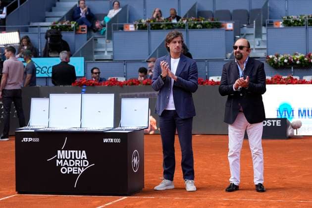 May 3, 2025, Madrid, Madrid, Spain: Feliciano Lopez and Miguel Diaz Roman are seen during the trophy ceremony after the Men DoubleÃ¢â‚¬â ¢s Final of Mutua Madrid Open 2025 - ATP, Tennis Herren Masters 1000 celebrated at Caja Magica on May 03, 2025 in Madrid, Spain. Madrid Spain - ZUMAa181 20250503_zaa_a181_099 Copyright: xOscarxJ.xBarrosox