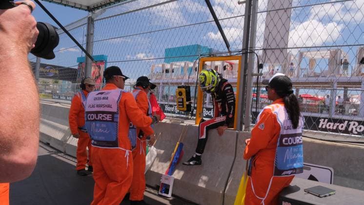 May 3, 2025, Miami, Fl, USA: May 3, 2025: Oliver Bearman 87 during the 2025 Formula 1 Crypto.com Miami Grand Prix at the Miami International Autodrome. Jason Pohuski BMR Miami USA - ZUMAb241 20250503_zsa_b241_079 Copyright: xJasonxPohuskix xBmrxMediax