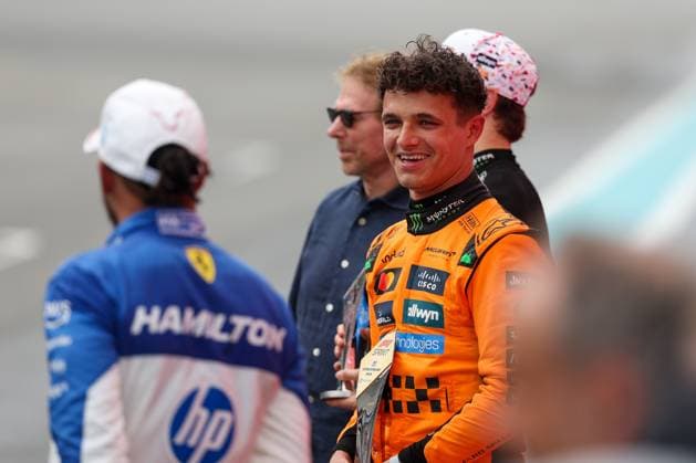 Winner beim Sprint, Lando Norris (McLaren Formula 1 Team), Grosser Preis von Miami, Motorsport, Herren, Formel 1, Sprint, 03.05.2025 Miami Florida USA