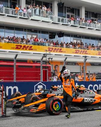 F1 - MIAMI GRAND PRIX 2025 NORRIS Lando (gbr), McLaren F1 Team MCL39, PIASTRI Oscar (aus), McLaren F1 Team MCL39, HAMILTON Lewis (gbr), Scuderia Ferrari SF-25, portrait during the Formula 1 Crypto.com Miami Grand Prix 2025, 6th round of the 2025 FIA Formula One World Championship, WM, Weltmeisterschaft from May 2 to 4, 2025 on the Miami International Autodrome, in Miami Gardens, Florida, United States of America - Miami GardensUnited States  Copyright: xCharlyxLopezx
