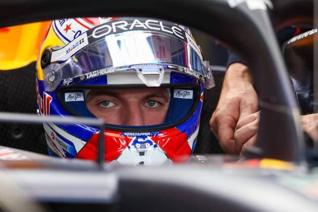 Max Verstappen (Oracle Red Bull Racing) in der Box vor dem Sprint, Grosser Preis von Miami, Motorsport, Herren, Formel 1, Sprint, 03.05.2025 Miami Florida USA