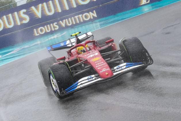 Lewis Hamilton (Scuderia Ferrari HP) im Regen, Grosser Preis von Miami, Motorsport, Herren, Formel 1, Sprint, 03.05.2025 Miami Florida USA