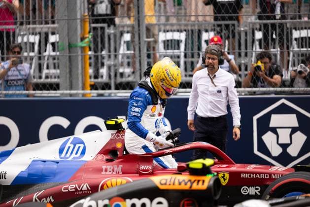 Formula 1 Crypto.com Miami Grand Prix 2025, Joe Pinchin OVERTAKE MAXPPP - Miami 03 05 2025 44 HAMILTON Lewis (gbr), Scuderia Ferrari, portrait during the Formula 1 Crypto.com Miami Grand Prix 2025, the 6th round of the 2025 FIA Formula 1 World Championship, WM, Weltmeisterschaft on the Miami International Autodrome from May 1 to 4, 2025, in Miami, United States Miami United States  Copyright: xOVERTAKE MAXPPPxJoexPinchinx OVT202505033355 OVT202505033355