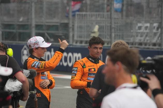 03.05.2025, Miami International Autodrome, Miami, Formula 1 Crypto.com Miami Grand Prix 2025 ,im Bild Sieger Lando Norris (GBR), McLaren F1 Team, 2.Platz für Oscar Piastri (AUS) (Photo by Hasan Bratic DeFodi Images)