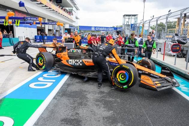 3rd May 2025; Miami International Autodrome, Miami, Florida, USA; Formula 1 Crypto.com Miami Grand Prix 2025; Sprint Race during Qualifying Day; Oscar Piastri& x2019;s McLaren is backed into the garage following the Sprint race.  ActionPlus12781890 DouglasxMurray