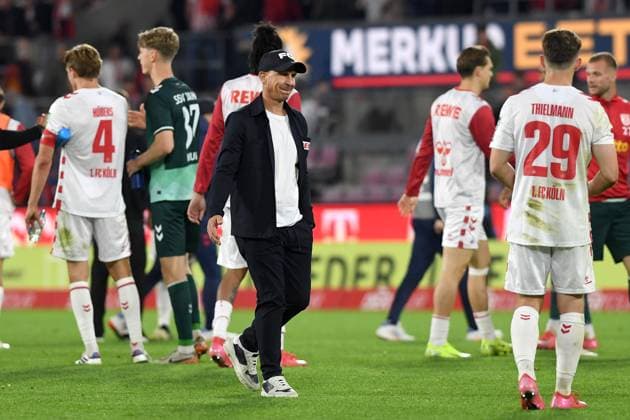 Trainer Gerhard Struber (1. FC Koeln) enttaeuscht waehrend des Spiels der 2. Bundesliga zwischen 1. FC Köln und Jahn Regensburg im RheinEnergieStadion am 03. May 2025 in Köln, Deutschland. (Foto von Ralf Treese DeFodi Images) +++ Trainer Gerhard Struber (1. FC Koeln) looks dejected during the 2. Bundesliga match between 1. FC Köln and Jahn Regensburg at RheinEnergieStadion on May 3, 2025 in Cologne, Germany. (Photo by Ralf Treese DeFodi Images) DFB DFL REGULATIONS PROHIBIT ANY USE OF PHOTOGRAPHS AS IMAGE SEQUENCES AND OR QUASI-VIDEO. (Photo by Ralf Treese DeFodi Images) *** Coach Gerhard Struber 1 FC Koeln disappointed during the 2 Bundesliga match between 1 FC Köln and Jahn Regensburg at RheinEnergieStadion on May 03, 2025 in Cologne, Germany Photo by Ralf Treese DeFodi Images Trainer Gerhard Struber 1 FC Koeln looks dejected during the 2 Bundesliga match between 1 FC Köln and Jahn Regensburg at RheinEnergieStadion on May 3, 2025 in Cologne, Germany Photo by Ralf Treese DeFodi Images DFB DFL REGULATIONS PROHIBIT ANY USE OF PHOTOGRAPHS AS IMAGE SEQUENCES AND OR QUASI VIDEO Photo by Ralf Treese DeFodi Images