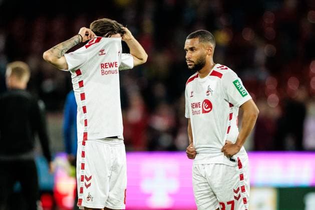 2. Fußball Bundesliga: 1. FC Köln - SSV Jahn Regensburg; 03.05.2025 Denis Huseinbasic (1. FC Köln, 8), Linton Maina (1. FC Köln, 37) frustriert, traurig, niedergeschlagen 2. Fußball Bundesliga, 1. FC Köln - SSV Jahn Regensburg, Köln, Rheinenergiestadion am 03.05.2025 DFL REGULATIONS PROHIBIT ANY USE OF PHOTOGRAPHS AS IMAGE SEQUENCES AND OR QUASI-VIDEO.