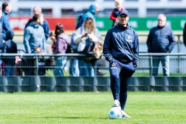 2. Fussball Bundeslig: Training 1. FC Köln; 04.05.2025 Gerhard Struber (Trainer 1. FC Köln) 2. Fussball Bundesliga: Training 1. FC Köln; Geissbockheim, 04.05.2025 Copyright: xBEAUTIFULxSPORTS Wunderlx