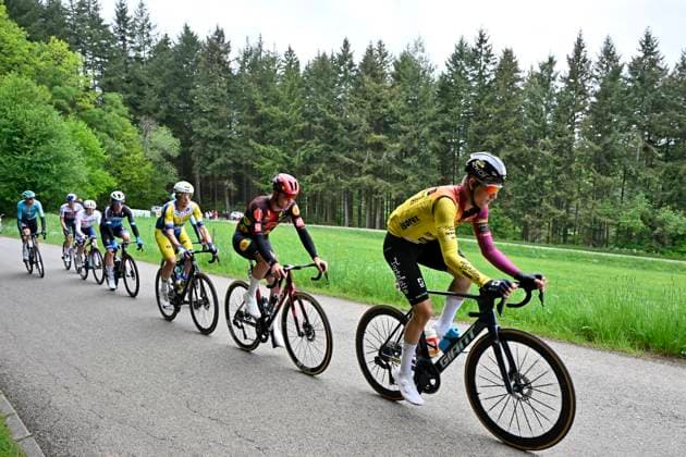 Lotto-Famenne Ardenne Classic 2025 cycling race MARCHE-EN-FAMENNE, BELGIUM - MAY 04 : De Keyser Ewout (BEL) of Tarteletto - Isorex leading the escape pack during the Men Elite UCI 1.1 Europe Tour 7th Lotto-Famenne Ardenne Classic cycling race with start in Marche-en-Famenne and finish in Marche-en-Famenne after 195 km on May 04, 2025 in Marche-en-Famenne, Belgium, 04 05 2025 ( Motordriver Guy De Vuyst & Marche-en-Famenne Belgium  Copyright: xJanxDexMeuleneirx