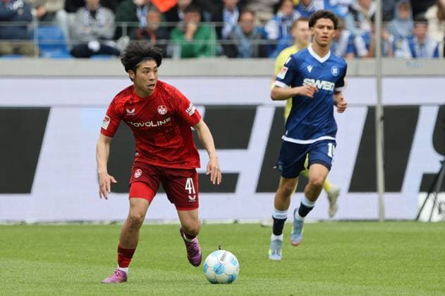 04.05.2025, Fussball, Herren, 2. Bundesliga, Saison 2024 2025, Karlsruher SC - 1. FC Kaiserslautern, Daisuke Yokota (1. FC Kaiserslautern) Karlsruhe BBBank Wildpark Baden-Württemberg Deutschland (DE)
