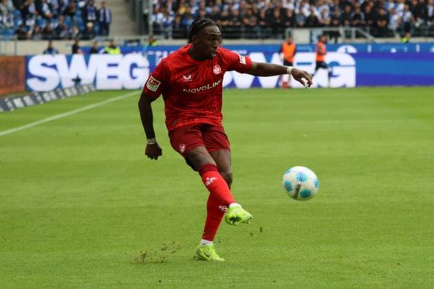 04.05.2025, Fussball, Herren, 2. Bundesliga, Saison 2024 2025, Karlsruher SC - 1. FC Kaiserslautern, Frank Ronstadt (1. FC Kaiserslautern) Karlsruhe BBBank Wildpark Baden-Württemberg Deutschland (DE)