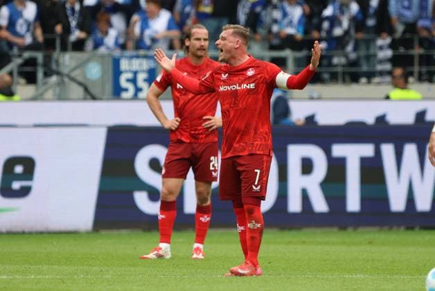 04.05.2025, Fussball, Herren, 2. Bundesliga, Saison 2024 2025, Karlsruher SC - 1. FC Kaiserslautern, Marlon Ritter (1. FC Kaiserslautern) Karlsruhe BBBank Wildpark Baden-Württemberg Deutschland (DE)