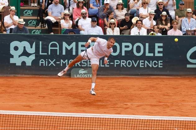Open d Aix en Provence PHOTOPQR LA PROVENCE Stephane DUCLET ; Aix-en-Provence ; 04 05 2025 ; Open d Aix en Provence Crédit Agricole. Finale entre Stan Wawrinka (short bleu) et Borna Coric (short blanc). Tennis ATP, Tennis Herren Challenger Aix-en-Provence 2025