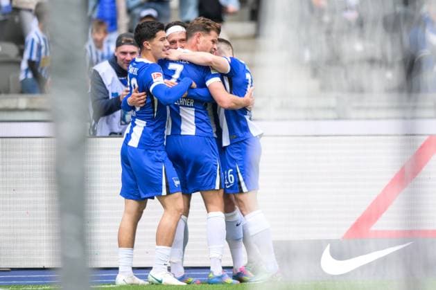 Fußball, 2. Bundesliga, 20250504, Hertha BSC - SpVgg Greuther Fürth. Im Bild Berlin Torjubel bejubelt Jubel Tor 1:0. Berlin Olympiastadion Brandenburg Deutschland