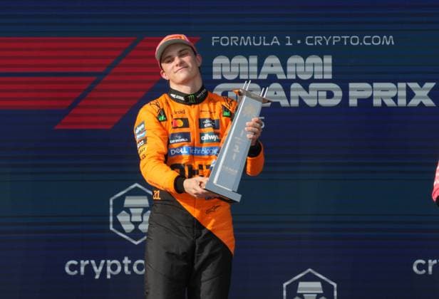 04.05.2025, Miami International Autodrome, Miami, Formula 1 Crypto.com Miami Grand Prix 2025 ,im Bild Podium: Sieger Oscar Piastri aus Australien vom Team McLaren (Photo by Hasan Bratic DeFodi Images)