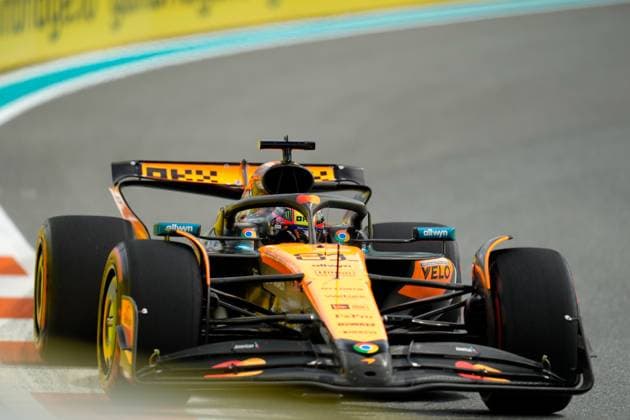 Oscar Piastri (AUS), McLaren, 81  Copyright: xScottxColeman IPAxSportx xipa-agency.netx xx IPA_57262138 IPA_Agency_IPA57262138