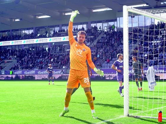 Torhüter Pelle Boevink (Ingolstadt) Fußball 3.Liga 2024 25 FC Erzgebirge Aue - FC Ingolstadt 1:0 am 4.5.2025 Erzgebirge Aue - FC Ingolstadt