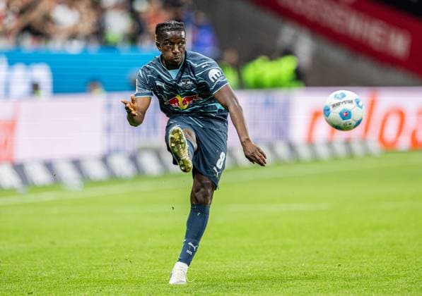Leipzigs Amadou Haidara. Fussball 1. Bundesliga, 31. Spieltag: Eintracht Frankfurt - RB Leipzig. 26. April 2025: Frankfurt, Deutsche-Bank-Park. Eintracht Frankfurt - RB Leipzig 4:0