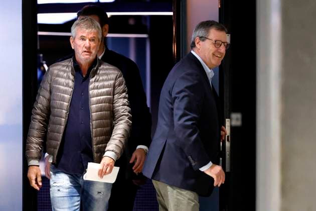 Fußballtrainer Friedhelm Funkel mit FC-Präsident Werner Wolf (r) bei der Pressekonferenz zu seiner Vorstellung als neuer Trainer des 1. FC Köln im RheinEnergieStadion. Köln, 05.05.2025 (DFL DFB REGULATIONS PROHIBIT ANY USE OF PHOTOGRAPHS as IMAGE SEQUENCES and or QUASI-VIDEO) NRW Deutschland