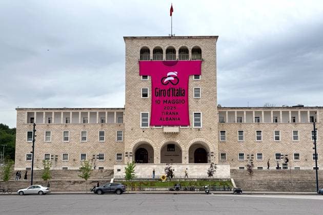 Sport Bilder des Tages The city dress code for the Giro d™Italia 2025 - Tirana - Tuesday, May 6, 2025. - cycling .  Copyright: xMassimoxPaolone LaPressex