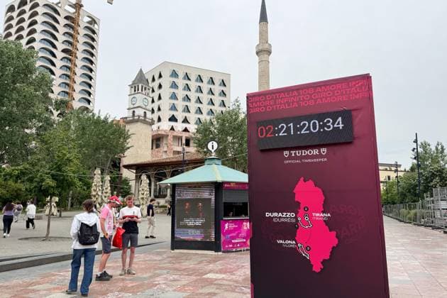 The city dress code for the Giro d™Italia 2025 - Tirana - Tuesday, May 6, 2025. - cycling .  Copyright: xMassimoxPaolone LaPressex