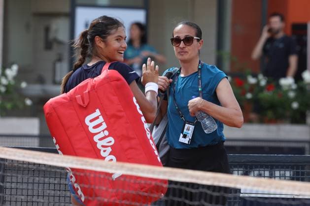 Tennis: Emma Raducanu, ATP, Tennis Herren and WTA, Tennis Damen Master 1000 training session at the Foro Italico in Rome Rome, Italy 05 06 2025: Emma Raducanu ranking 49 during the training session at the Internazionali BNL d™ Italia 2025 ATP and WTA Master 1000 circuit of Rome at the Foro Italico. Rome foro italico italy italy Copyright: xmarcoxiacobucci