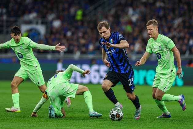 FC Internazionale vs FC Barcelona, Barca - UEFA Champions League 2024 25 Semi Final - 2nd leg - 06 05 2025 Nicolo Barella of FC Internazionale seen in action during UEFA Champions League 2024 25 Semi Final - 2nd leg football match between FC Internazionale and FC Barcelona at San Siro Stadium Copyright: xBEAUTIFULxSPORTS Carabellix