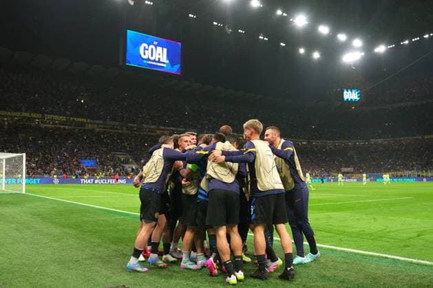 Inter MilanÕs Lautaro Martinez celebrates after scoring 1-0 during the Uefa Champions League soccer match between Inter and Barcelona at San Siro Stadium in Milan , North Italy - Tuesday May 06, 2025 . - Soccer  Copyright: xSpada LaPressex