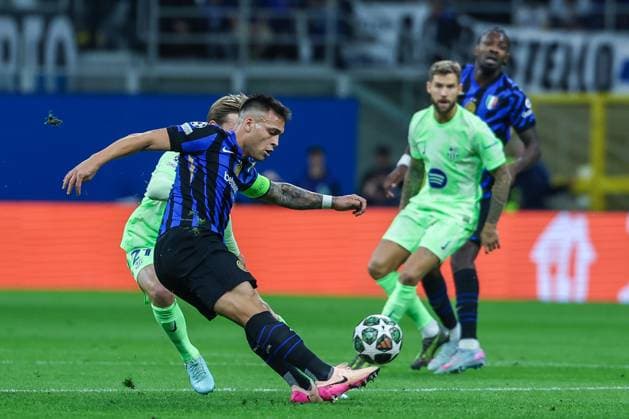 FC Internazionale vs FC Barcelona, Barca - UEFA Champions League 2024 25 Semi Final - 2nd leg - 06 05 2025 Lautaro Martinez of FC Internazionale seen in action during UEFA Champions League 2024 25 Semi Final - 2nd leg football match between FC Internazionale and FC Barcelona at San Siro Stadium Copyright: xBEAUTIFULxSPORTS Carabellix