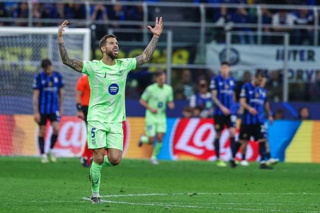 FC Internazionale vs FC Barcelona, Barca - UEFA Champions League 2024 25 Semi Final - 2nd leg - 06 05 2025 Inigo Martinez of FC Barcelona celebrates during UEFA Champions League 2024 25 Semi Final - 2nd leg football match between FC Internazionale and FC Barcelona at San Siro Stadium Copyright: xBEAUTIFULxSPORTS Carabellix