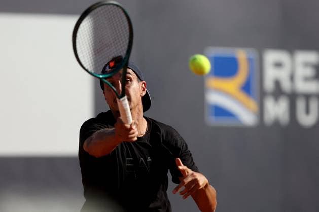 Tennis: Lorenzo Sonego, ATP, Tennis Herren and WTA, Tennis Damen Master 1000 training session at the Foro Italico in Rome Rome Italy 06.05.2025: Lorenzo Sonego ranking 44 during the training session at the Internazionali BNL d Italia 2025 ATP and WTA Master 1000 circuit in Rome at the Foro Italico. Rome italy Italy  Copyright: xIPA ABACAx