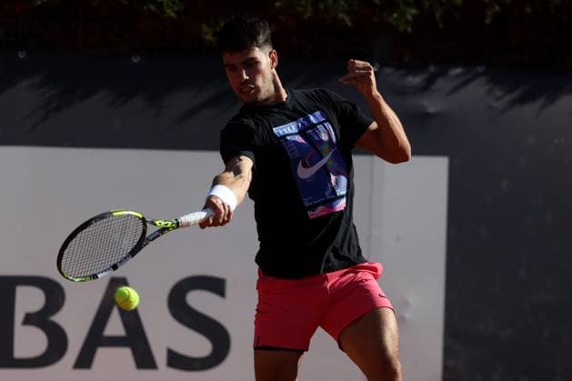Rome, Italy, italy: Rome Italy 06.05.2025: Carlos Alcaraz ranking 3 during the training session at the Internazionali BNL d Italia 2025 ATP, Tennis Herren and WTA, Tennis Damen Master 1000 circuit in Rome at the Foro Italico. Tennis: Carlos Alcaraz Ranking 3, ATP And WTA Master 1000 Training Session At The Foro Italico In Rome  - ZUMAp169 0816744072st Copyright: xmarcoxiacobuccix