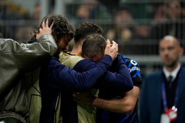 FC Internazionale Milano v FC Barcelona, Barca - UEFA Champions League 2024 25 Semi Final Second Leg Davide Frattesi central midfield of Internazionale and Italy celebrates after scoring his sides first goal during the UEFA Champions League 2024 25 Semi Final Second Leg match between FC Internazionale Milano and FC Barcelona at Giuseppe Meazza Stadium on May 6, 2025 in Milan, Italy. Milan Italy  Copyright: xJosexBretonx originalFilename:bretonhernandez-fcintern250506_nplIv.jpg