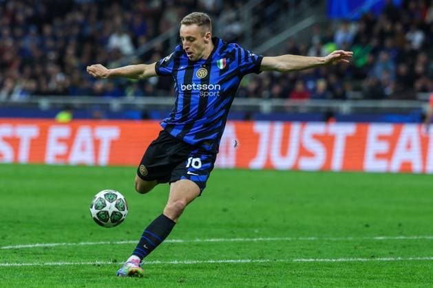 FC Internazionale vs FC Barcelona, Barca - UEFA Champions League 2024 25 Semi Final - 2nd leg - 06 05 2025 Davide Frattesi of FC Internazionale seen in action during UEFA Champions League 2024 25 Semi Final - 2nd leg football match between FC Internazionale and FC Barcelona at San Siro Stadium Copyright: xBEAUTIFULxSPORTS Carabellix