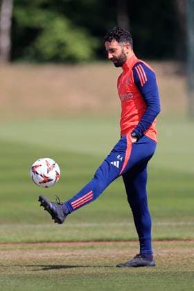 Manchester United, ManU 07 05 2025. Training Ruben Amorim the Manchester United manager during the Europa League training session for Manchester United at Carrington, Manchester, United Kingdom on 7 May 2025. Manchester Carrington United Kingdom Editorial use only , Copyright: xConorxMolloyx PSI-22029-0002