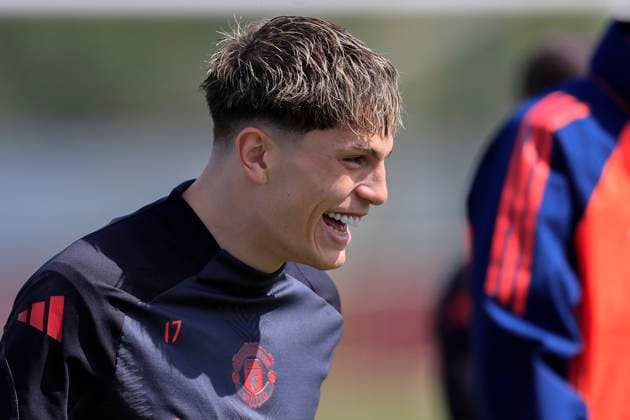 Manchester United, ManU 07 05 2025. Training Alejandro Garnacho (17) of Manchester United during the Europa League training session for Manchester United at Carrington, Manchester, United Kingdom on 7 May 2025. Manchester Carrington United Kingdom Editorial use only , Copyright: xConorxMolloyx PSI-22029-0021