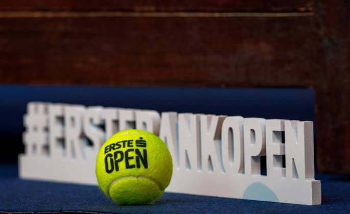 TENNIS - ATP, Tennis Herren Erste Bank Open VIENNA,AUSTRIA,07.MAY.25 - TENNIS - ATP World Tour, Erste Bank Open, preview, press conference, PK, Pressekonferenz Image shows a feature with a ball.  GEPAxpictures xEdgarxEisner