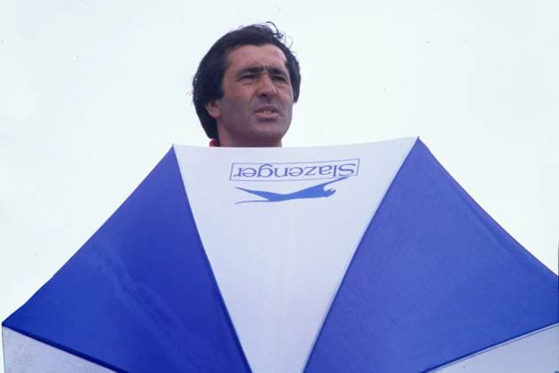 Archivbilder der Woche SPORT KW19 The 1988 Open Championship Seve Ballesteros 1988 The Open Championship Golf Pictures Credit: Mark Newcombe www.visionsingolf.com The 1988 Open Championship was held from July 14 to July 18, 1988, at the Royal Lytham & St Annes Golf Club in Lytham St Annes, England. Due to torrential rain on Saturday, play was suspended, marking the first-ever Monday finish in the tournament s history. The Open Seve Ballesteros clinched his third Open Championship title with a final round of 65, finishing two strokes ahead of runner-up This victory was also his fifth major championship win. Copyright: xMarkxNewcombex