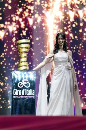 The trophy during the teams presentation ahead of the Giro d™Italia cycling race in Tirana. The race starts on Friday, May 9, with the first stage over 160 km, from Durazzo (Durres) to Tirana (Tirane), Albania- Wednesday, May 7, 2025. - cycling.  Copyright: xGianxMattiaxD Alberto LaPressex
