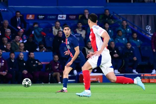 FOOTBALL : PSG vs Arsenal - Ligue des Champions - 07 05 2025 Achraf Hakimi ( 2 - PSG ) during the UEFA Champions League match between Paris Saint Germain and Arsenal FC at Parc Des Princes on May 07 , 2025 in Paris, France. ( Photo by Dante Badano PsnewZ ) - ParisFrance  Copyright: xx