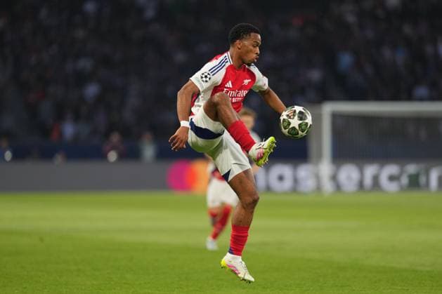 Jurrien Timber of Arsenal Paris Saint-Germain v Arsenal, UEFA Champions League, Semi Final, Second Leg, Football, Parc des Princes, Paris, France - 07 May 2025 EDITORIAL USE ONLY No use with unauthorised audio, video, data, fixture lists, club league logos or live services. Online in-match use limited to 120 images, no video emulation. No use in betting, games or single club league player publications.  Copyright: xDavexWinter Shutterstockx 15288067ha