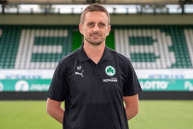 07.05.2025 - SpVgg Greuther Fürth ( Kleeblatt Spielvereinigung ) - 2. Fussball Bundesliga - Saison 2024 2025 - Fototermin Porträttermin Vorstellung Präsentation Pressetermin - - Einzelbild Einzelfoto Portrait Porträt Kopfbild - Milorad Pekovic ( Co-Trainer SpVgg Greuther Fürth )