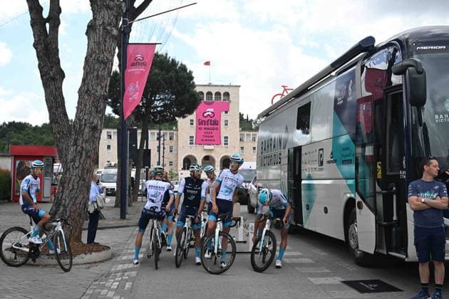 08-05-2025 Vigilia Giro D italia 2025; 2025, Bahrain - Victorious; Tirana; 